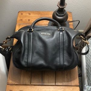 Michael Kors black leather shoulder bag with hand and shoulder straps. NEW